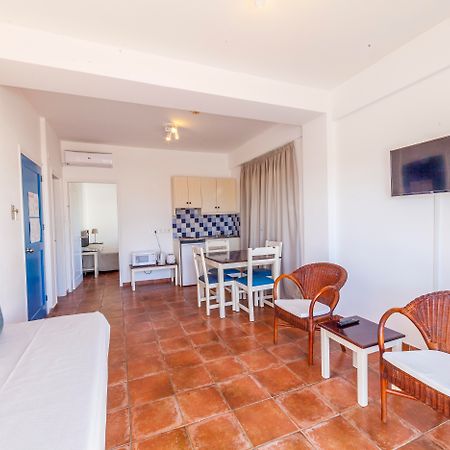 Andreotis Hotel Apts Protaras Bagian luar foto
