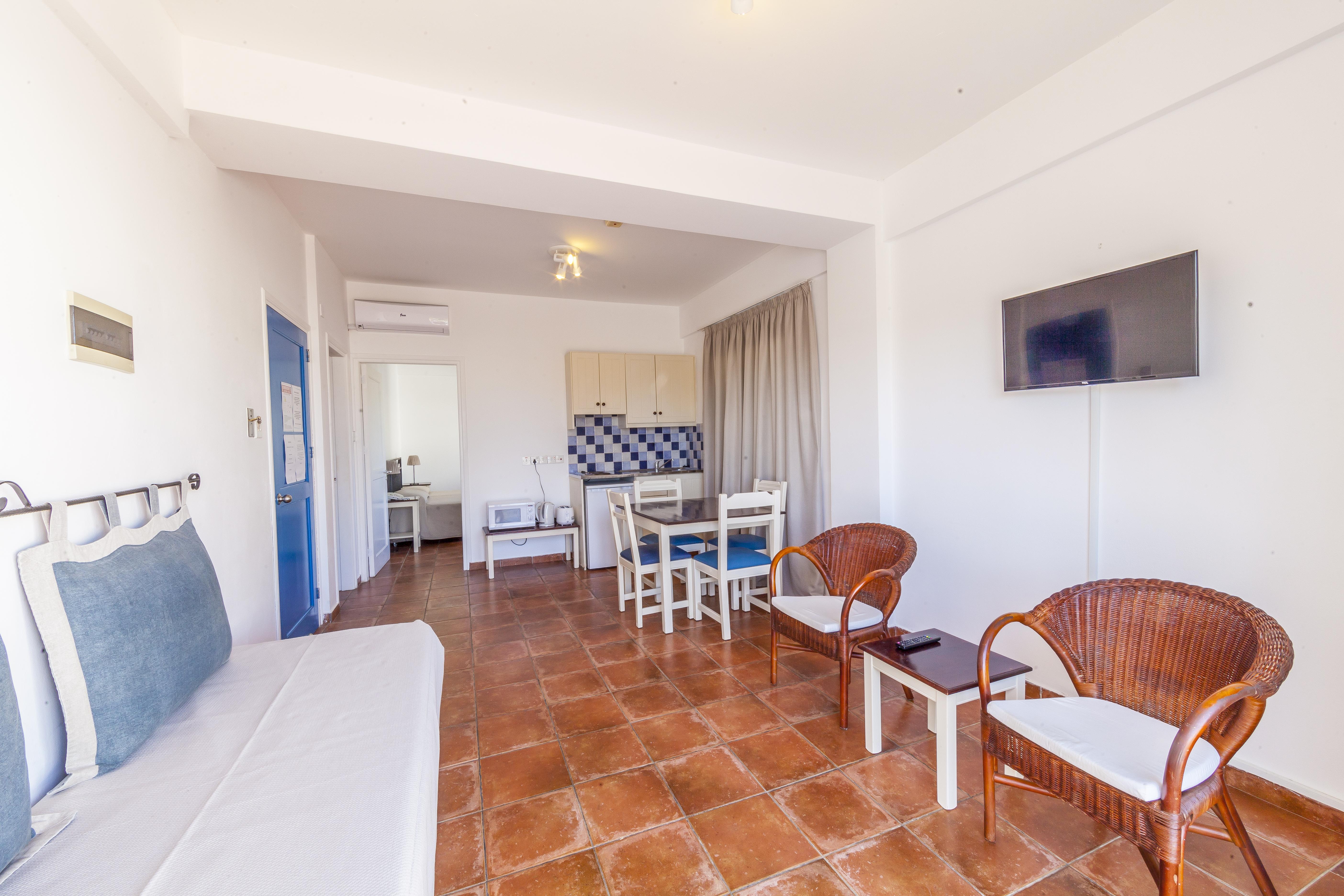 Andreotis Hotel Apts Protaras Bagian luar foto