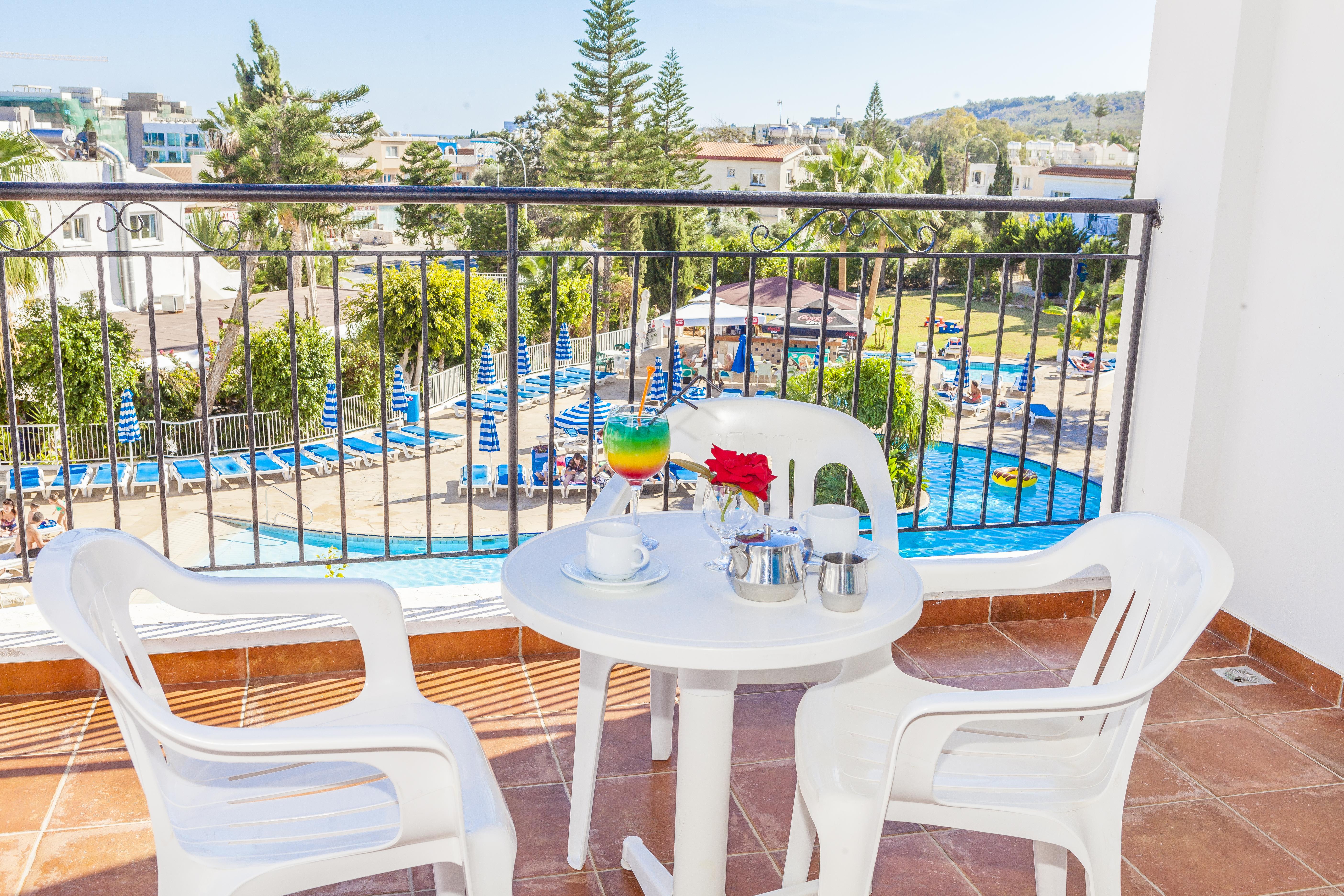 Andreotis Hotel Apts Protaras Bagian luar foto